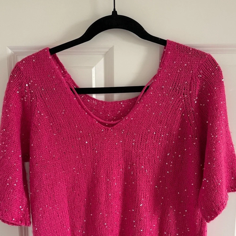 NWOT sparkly hot pink Size XS Knitted Leilani Dress silver sequin detail